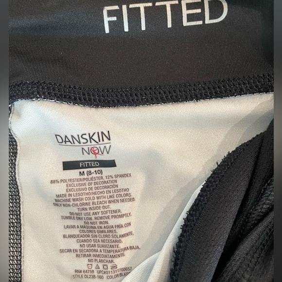 Danskin Leggings Size Medium Black Gray Tie Dye Fitted Cropped Capri Comfy Soft - Picture 6 of 7